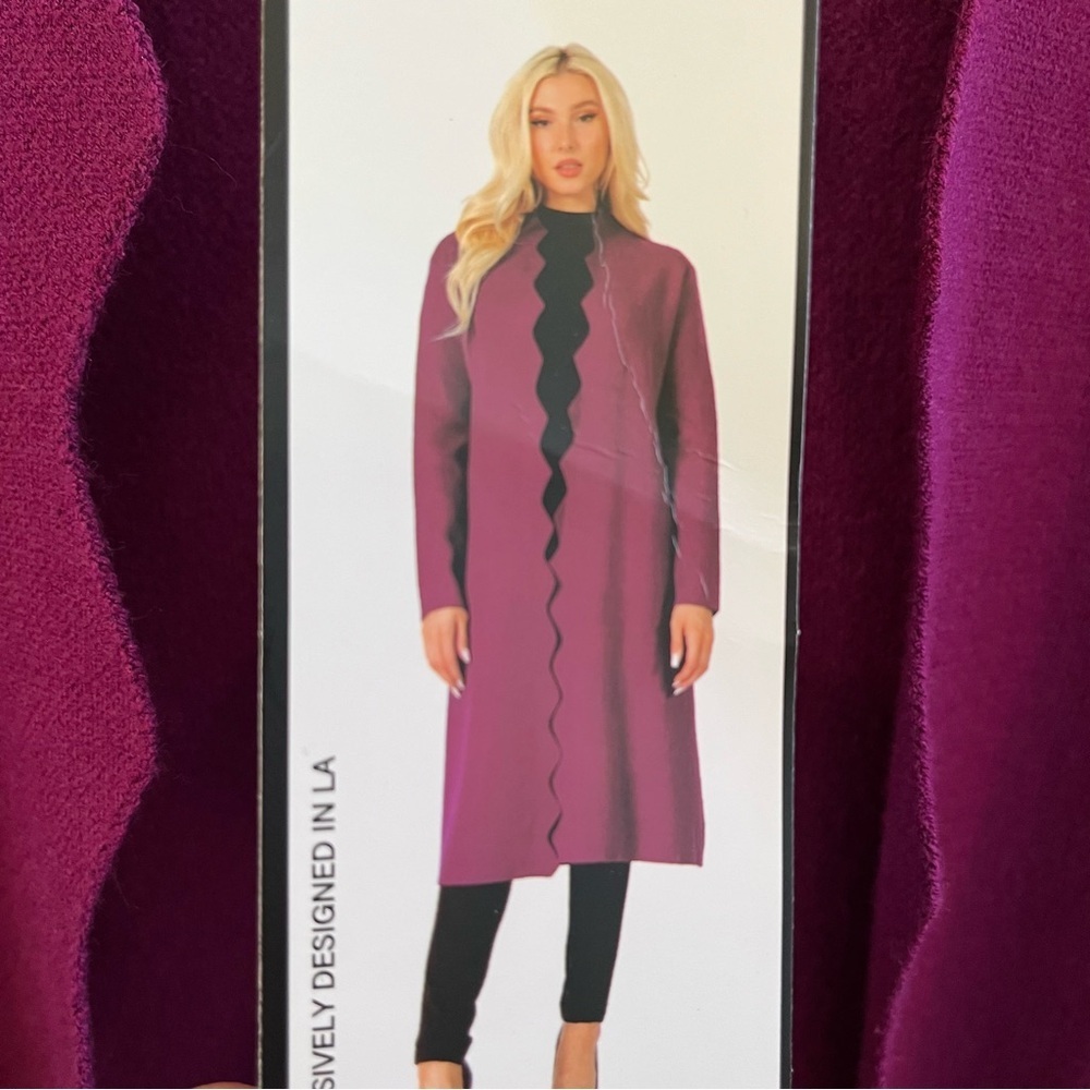 NWT Vertigo Long Scallop Edge Open Cardigan Sweater Size Medium